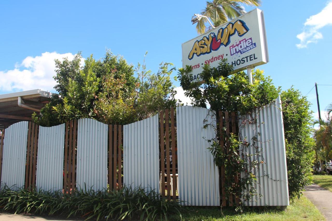 Asylum Cairns Share House Hostel Exterior photo
