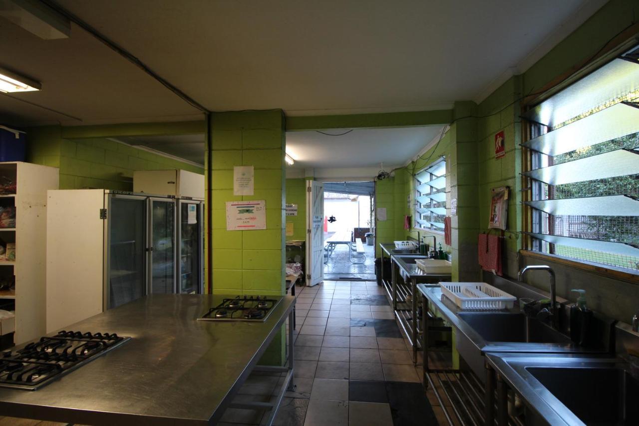 Asylum Cairns Share House Hostel Exterior photo
